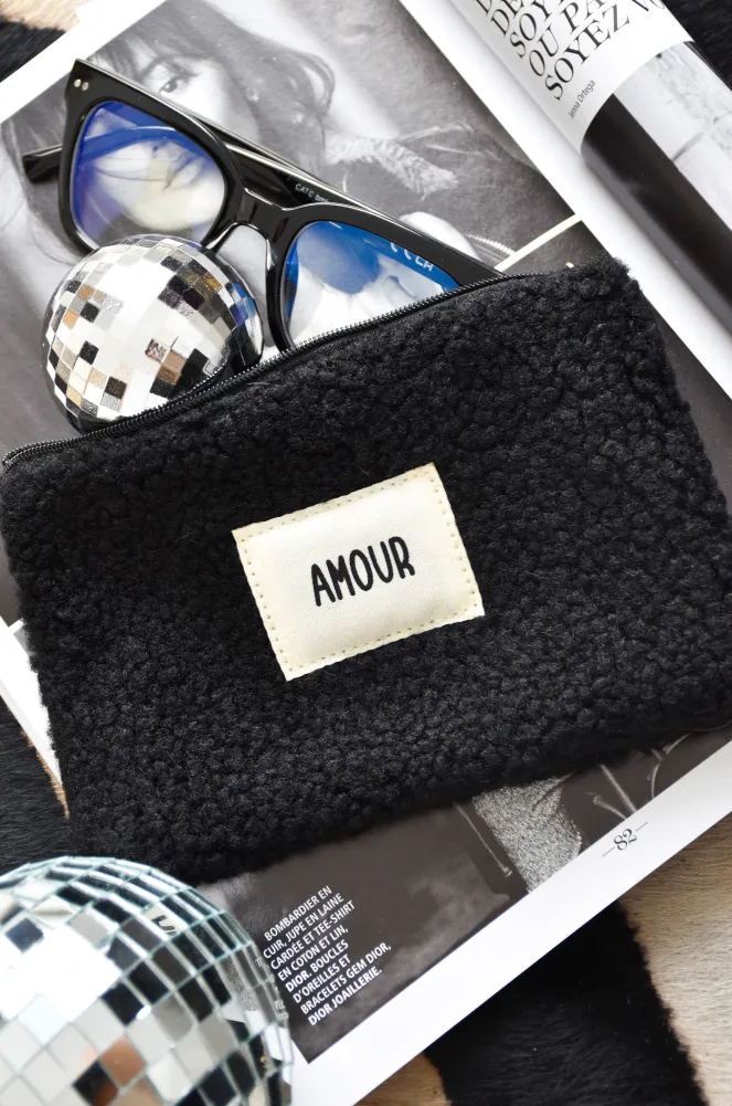 Pochette Moumoute Noir AMOUR